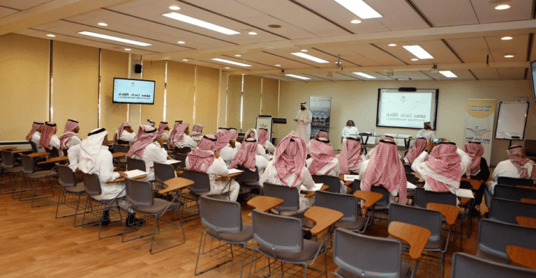 تخريج ١٢٠ مستفيداً من برنامج التأهيل للزواج